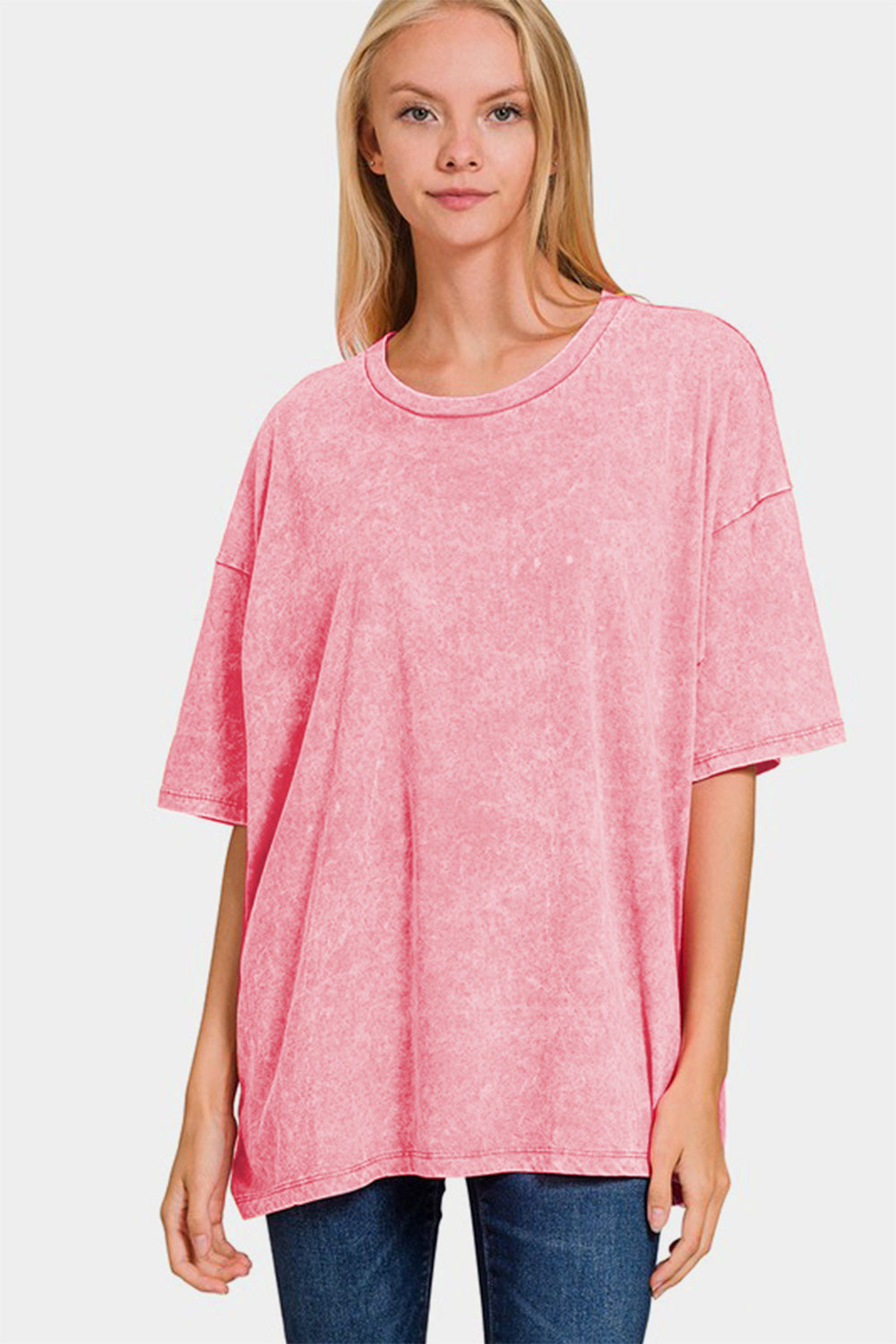 Well Tailored T-Shirt with a Graceful Silhouette