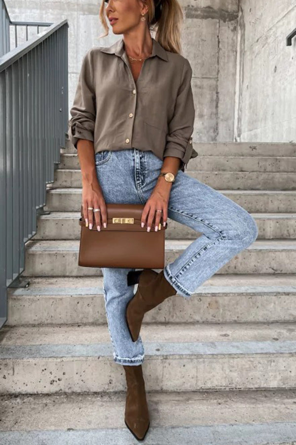 Classic Vintage Blouse with a Flattering Fit