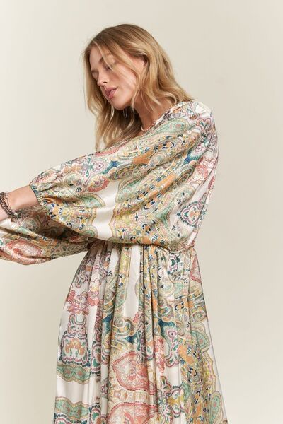 Polished Dress with an Effortless Classic Look