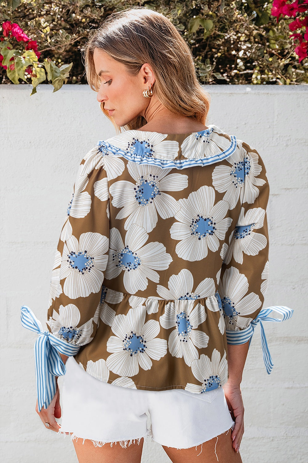Classic Vintage & Enduringly Stylish Blouse