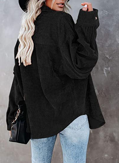 Sophisticated Blouse with a Clean Classic Look