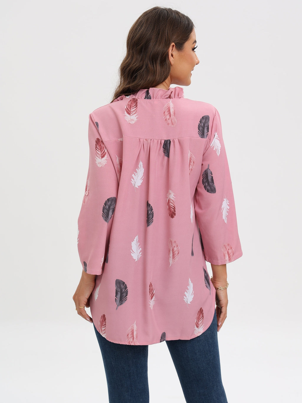 Well Tailored Blouse with a Graceful Silhouette