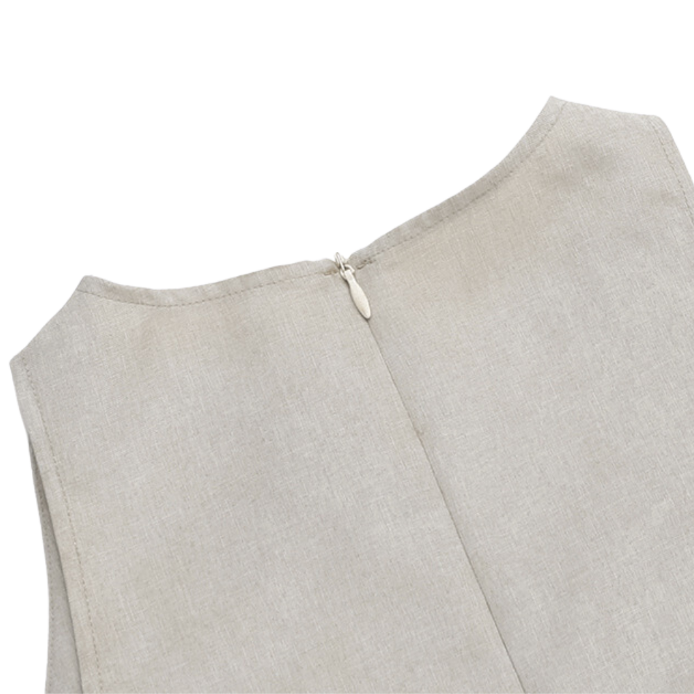 Sophisticated Dress with a Clean Classic Look