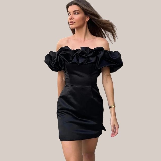Classic Vintage & Enduringly Stylish Dress
