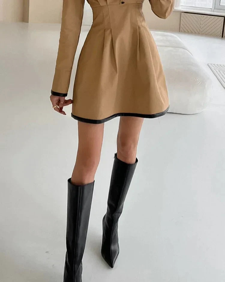 Classic Vintage Dress with a Flattering Fit