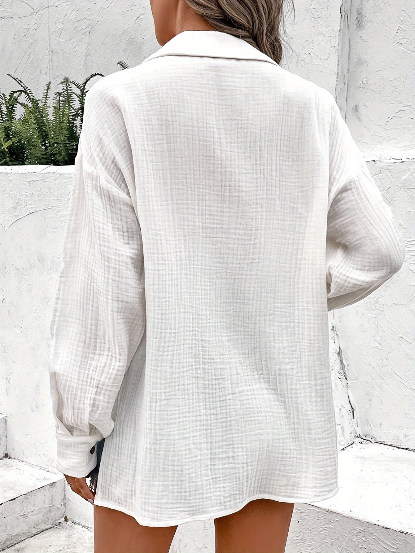 Classic Vintage Blouse with a Flattering Fit