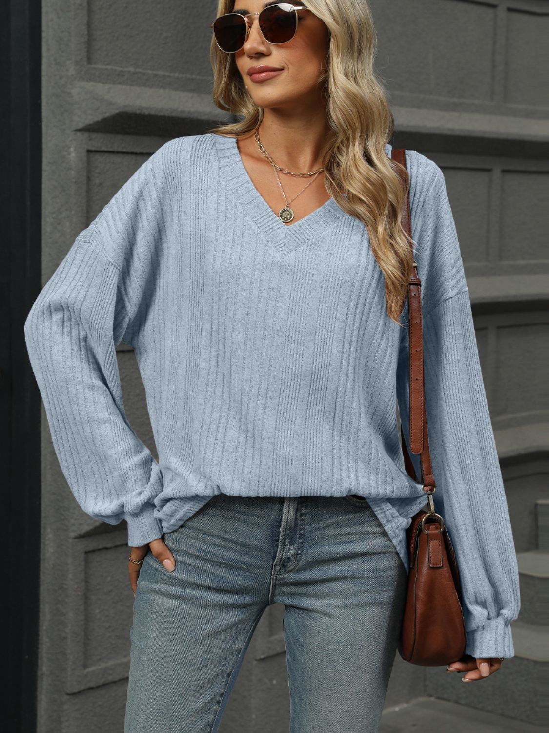 Well Tailored T-Shirt with a Graceful Silhouette
