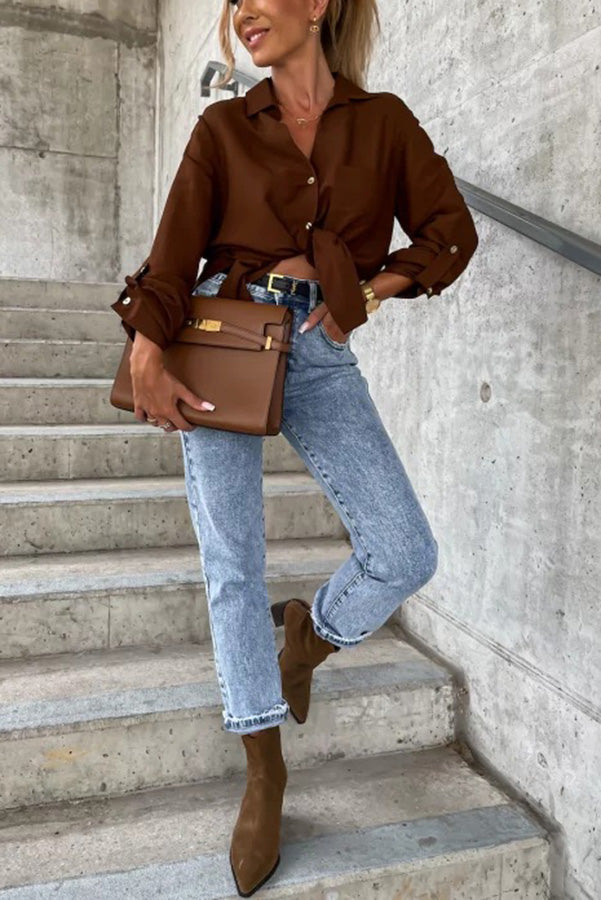 Classic Vintage Blouse with a Flattering Fit