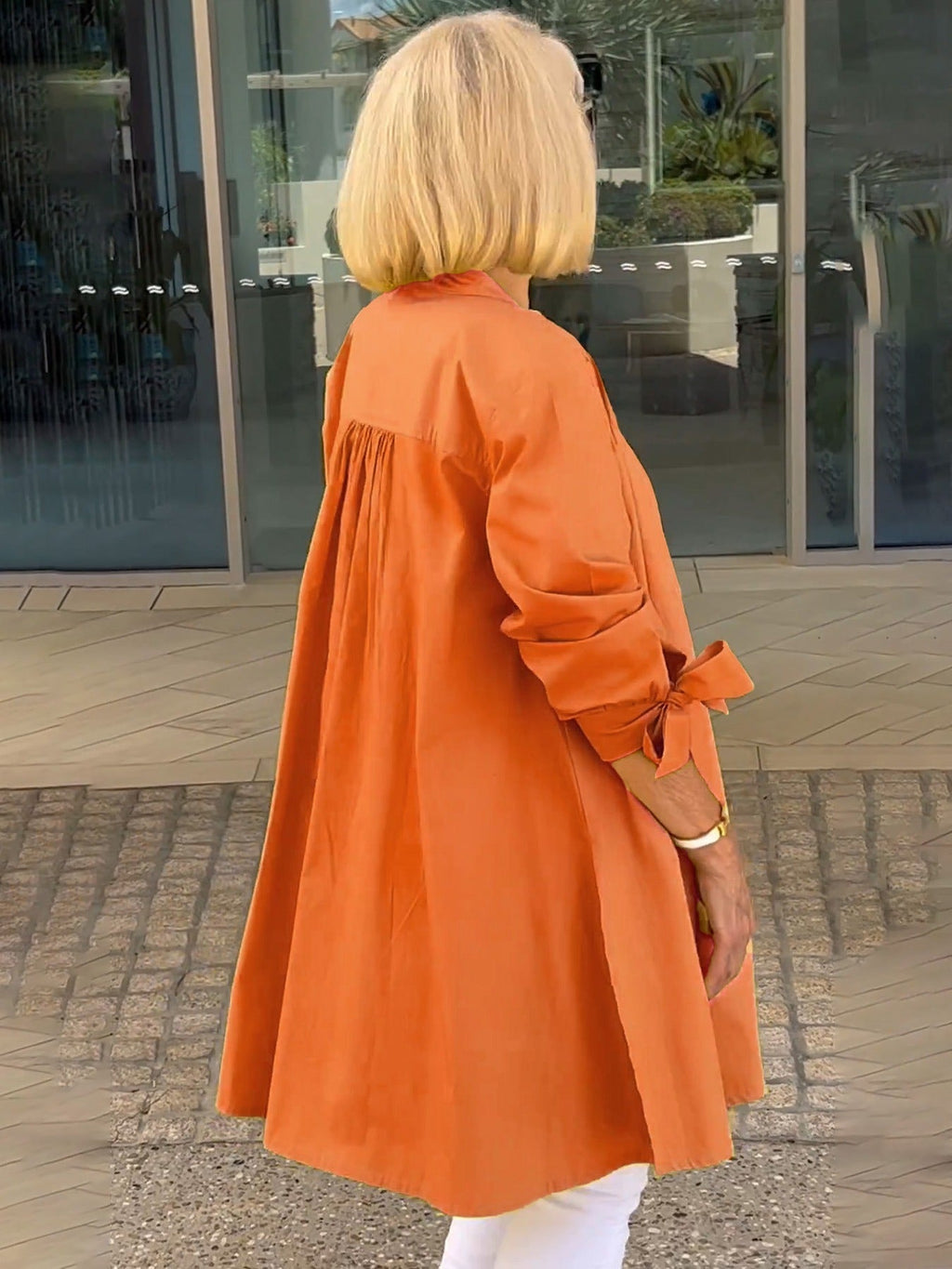 Classic Vintage Shirt with a Flattering Fit