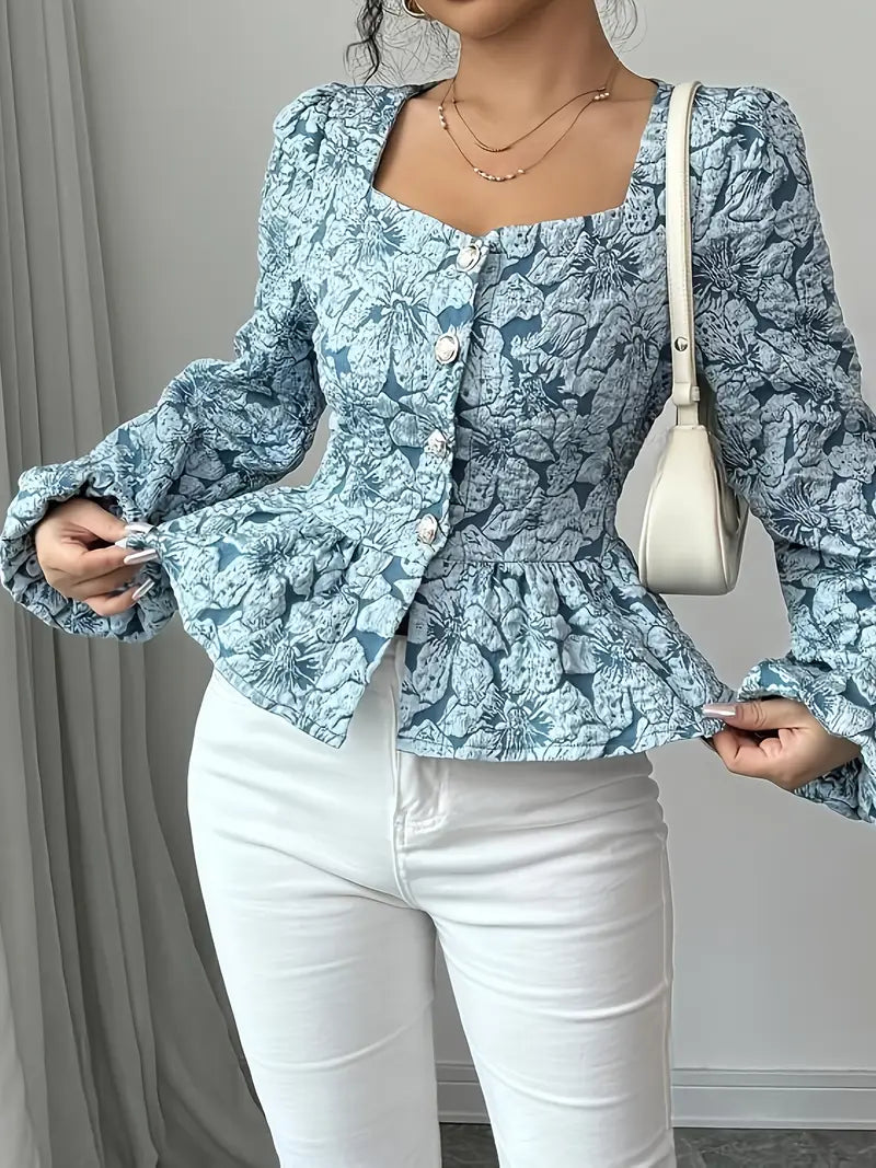 Sophisticated Blouse with a Clean Classic Look