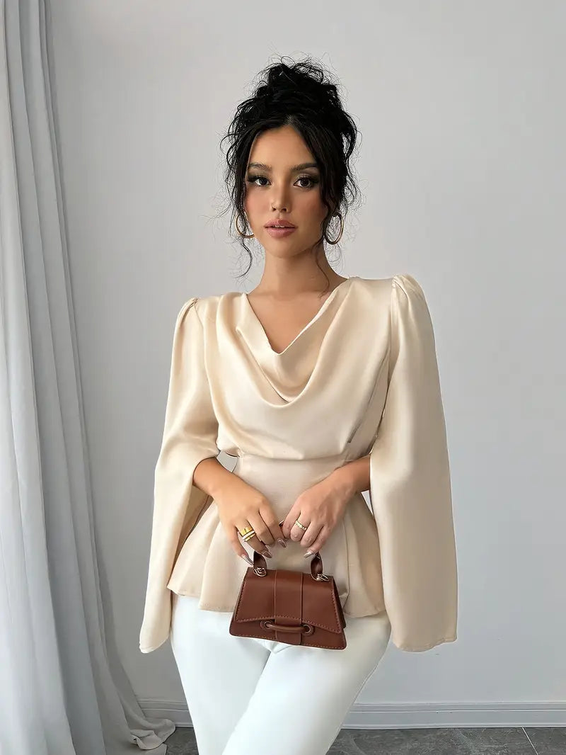 Well Tailored Blouse with a Graceful Silhouette