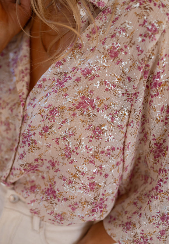 Sophisticated Shirt with a Clean Classic Look
