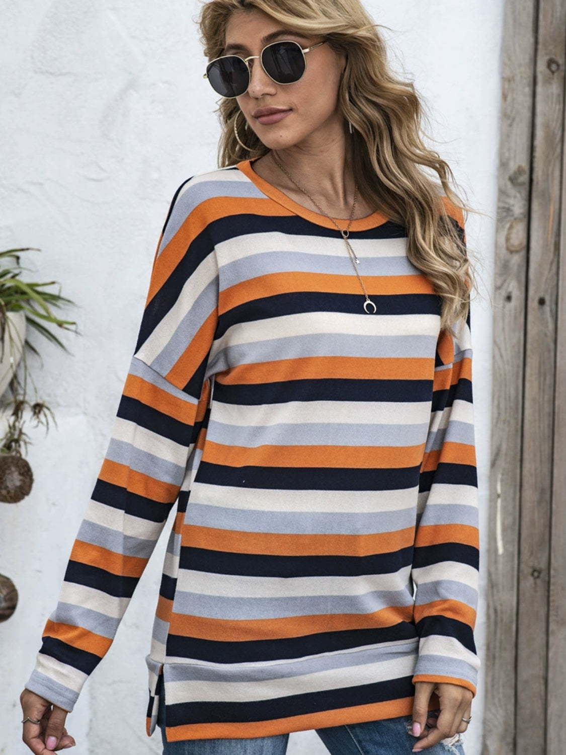 Effortlessly Elegant T-Shirt with a Timeless Design