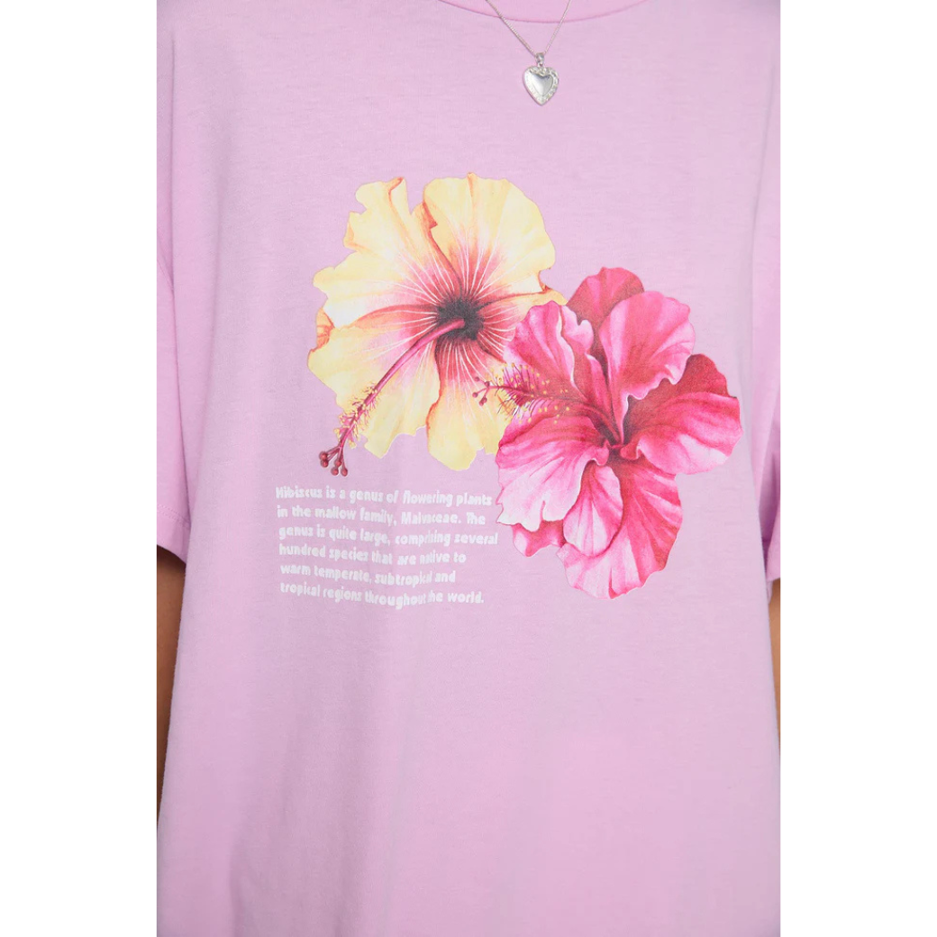 Classic Vintage T-Shirt with a Flattering Fit