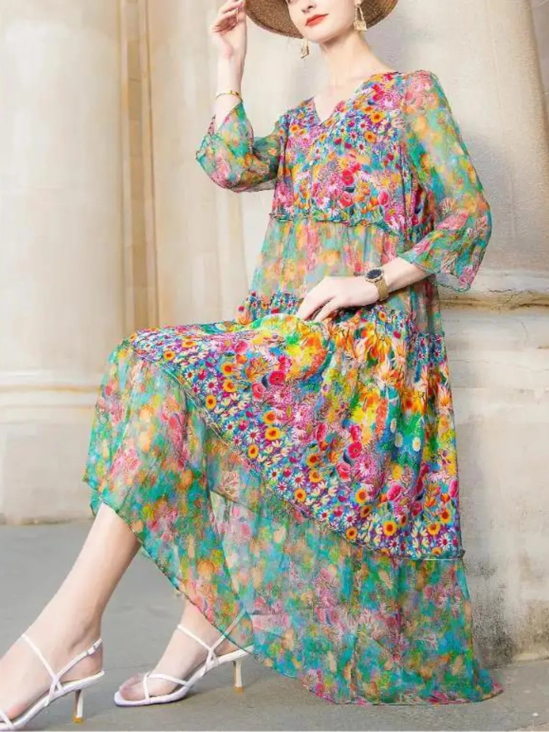 Beautifully Crafted Dress in a Classic Style