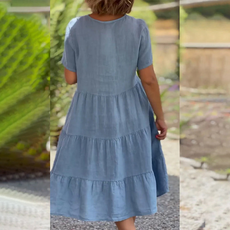 Sophisticated Dress with a Clean Classic Look