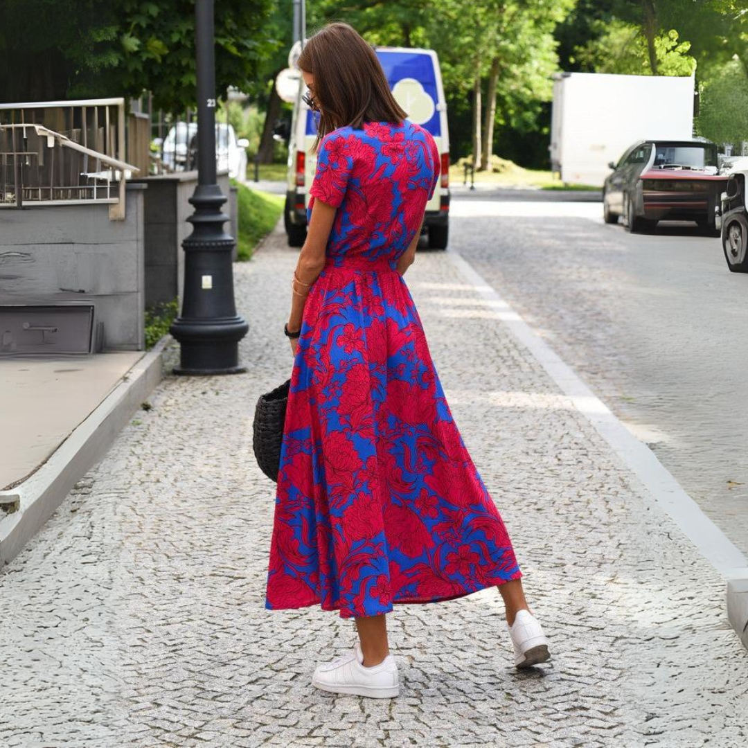 Sophisticated Dress with a Clean Classic Look