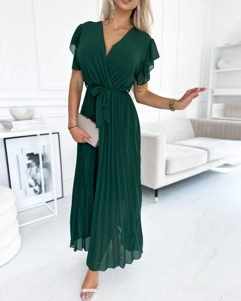 Gracefully Styled Dress for Any Occasion