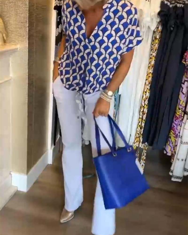 Classic Vintage & Enduringly Stylish Blouse