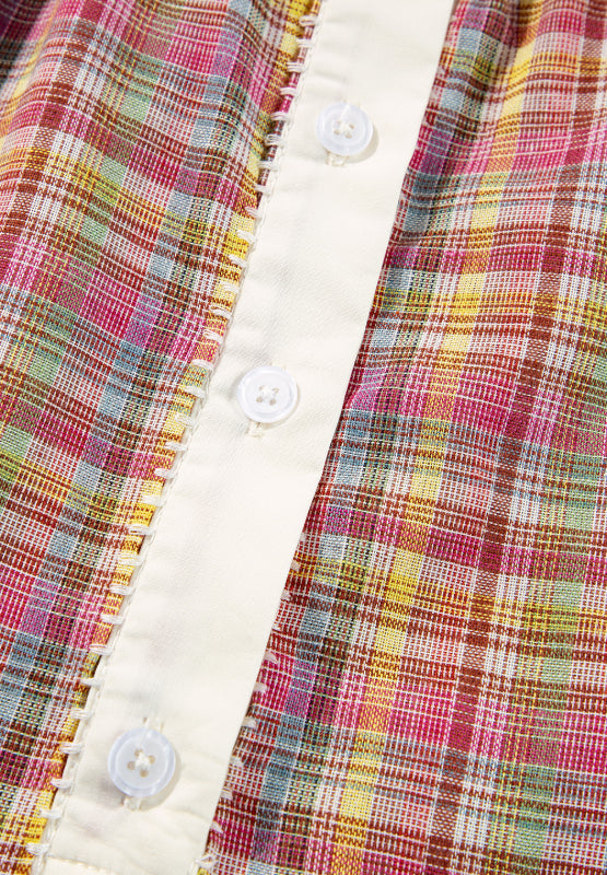 Classic Vintage Blouse with a Flattering Fit
