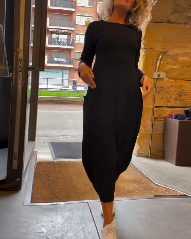Effortlessly Elegant Dress with a Timeless Design