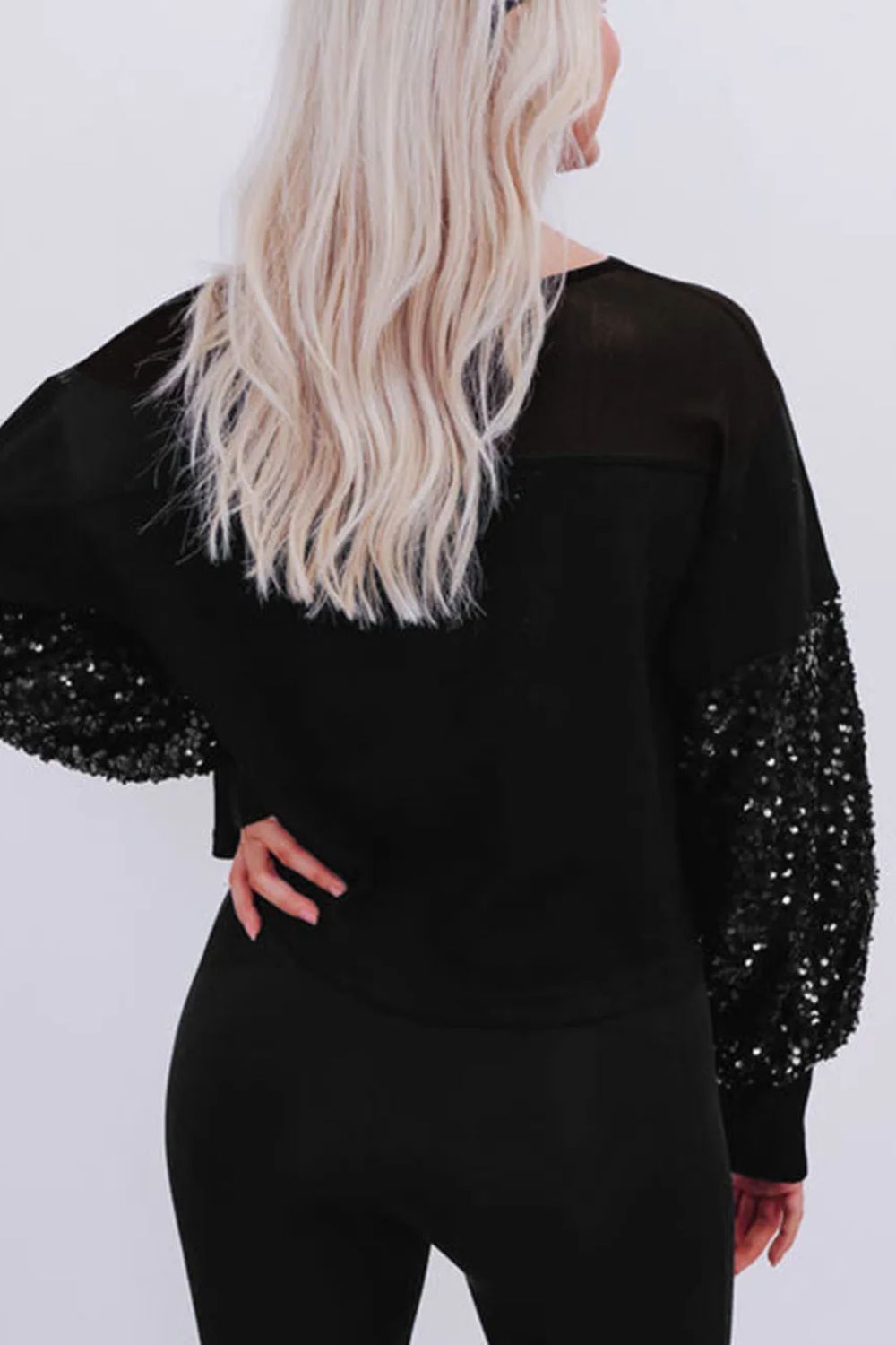 Classic Vintage Blouse with a Flattering Fit