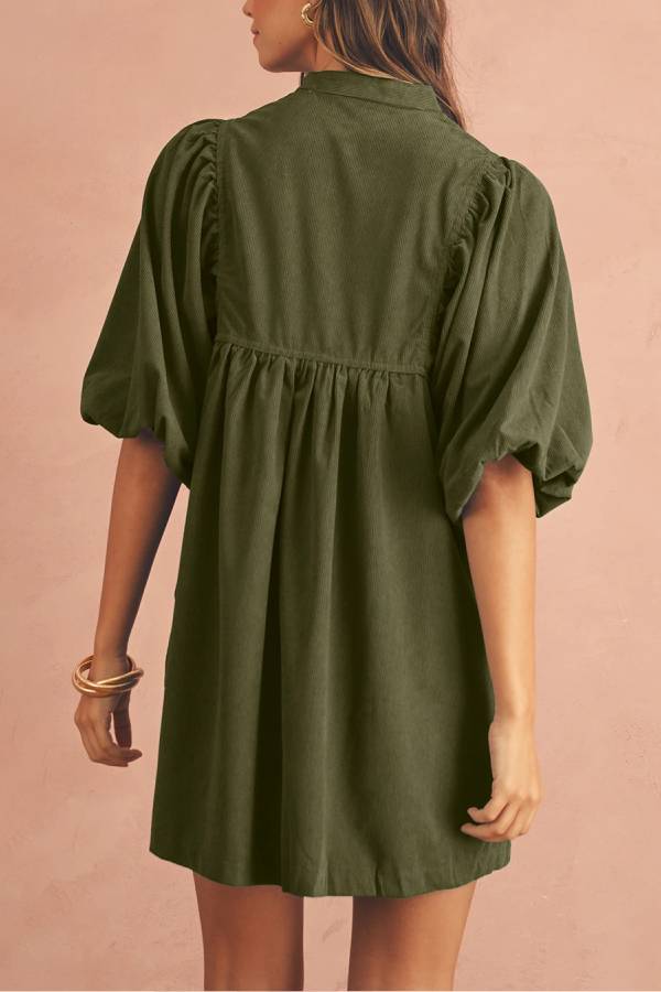 Beautifully Crafted Dress in a Classic Style