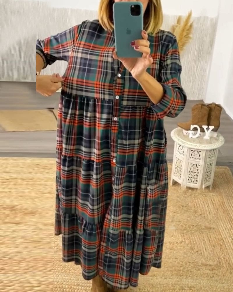 Gracefully Styled Dress for Any Occasion