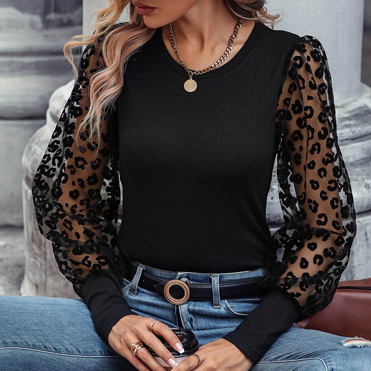 Elegantly Styled Blouse for Everyday Wear