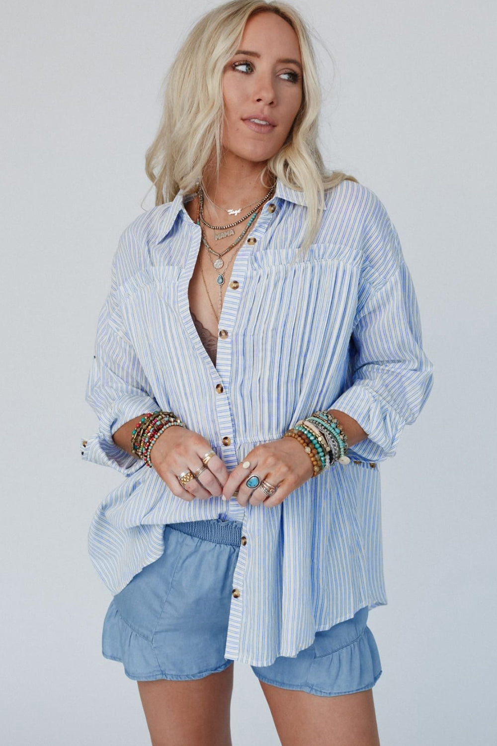 Well Tailored Shirt with a Graceful Silhouette