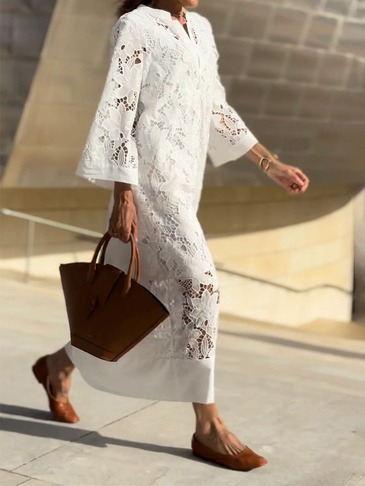 Effortlessly Elegant Dress with a Timeless Design