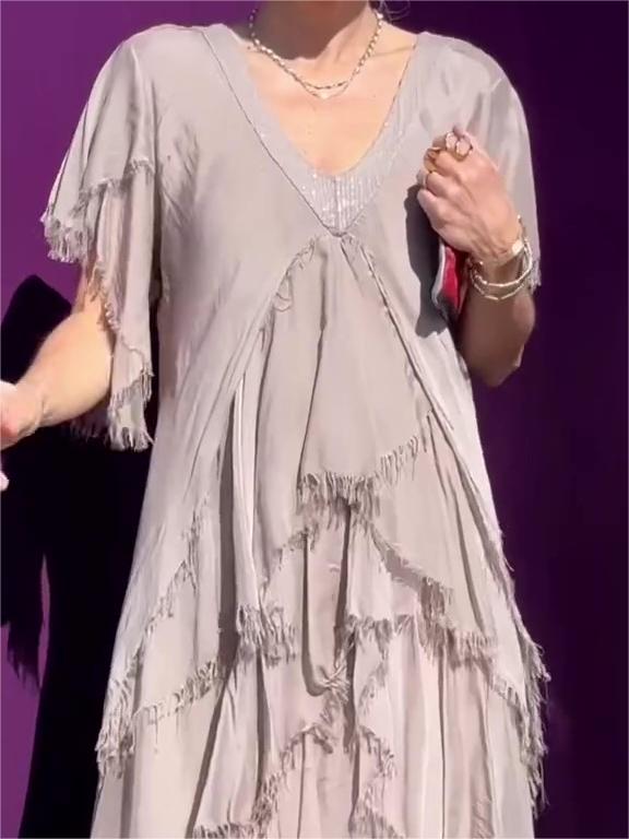 Beautifully Crafted Dress in a Classic Style