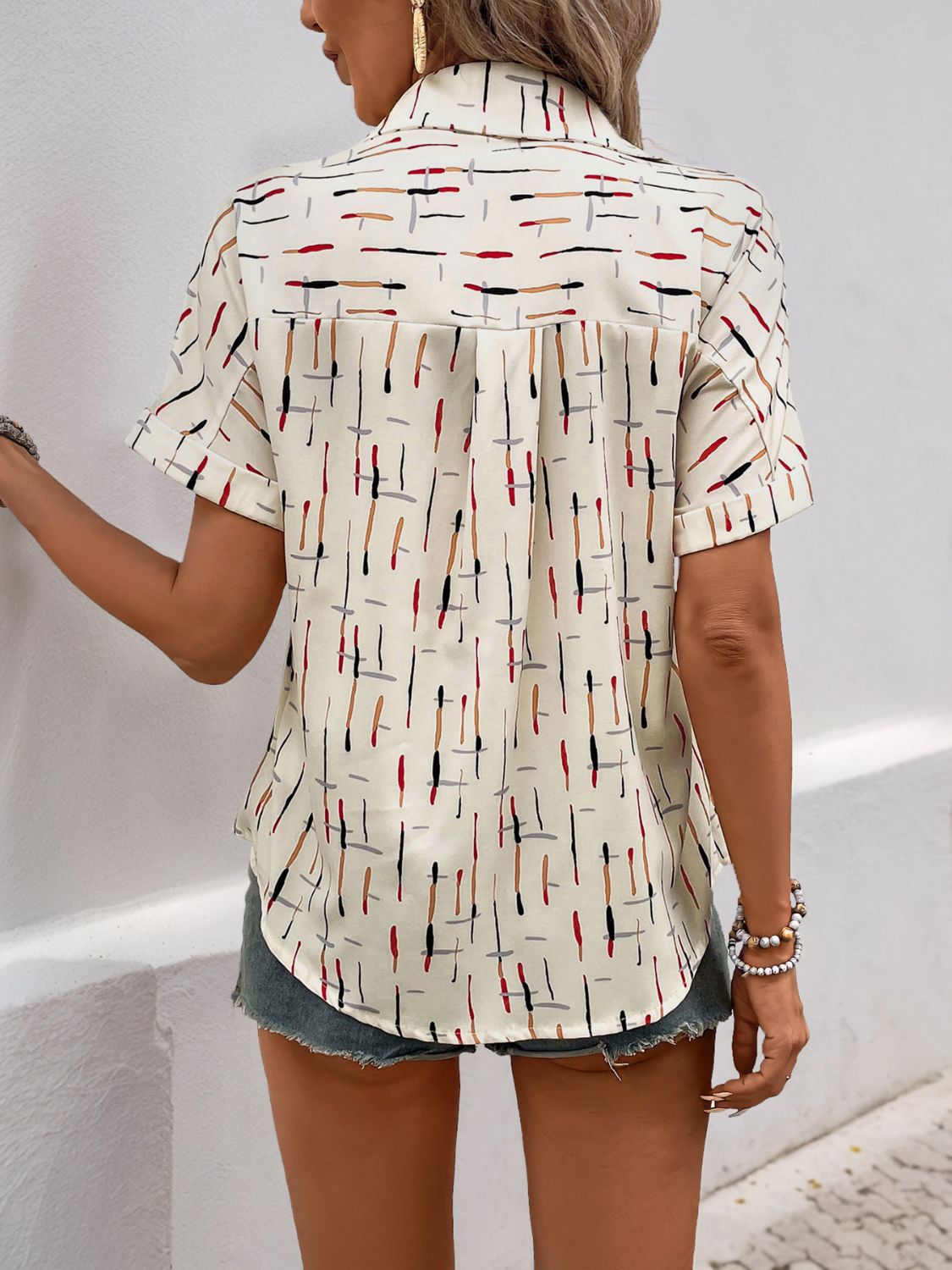 Beautifully Crafted Shirt in a Classic Style