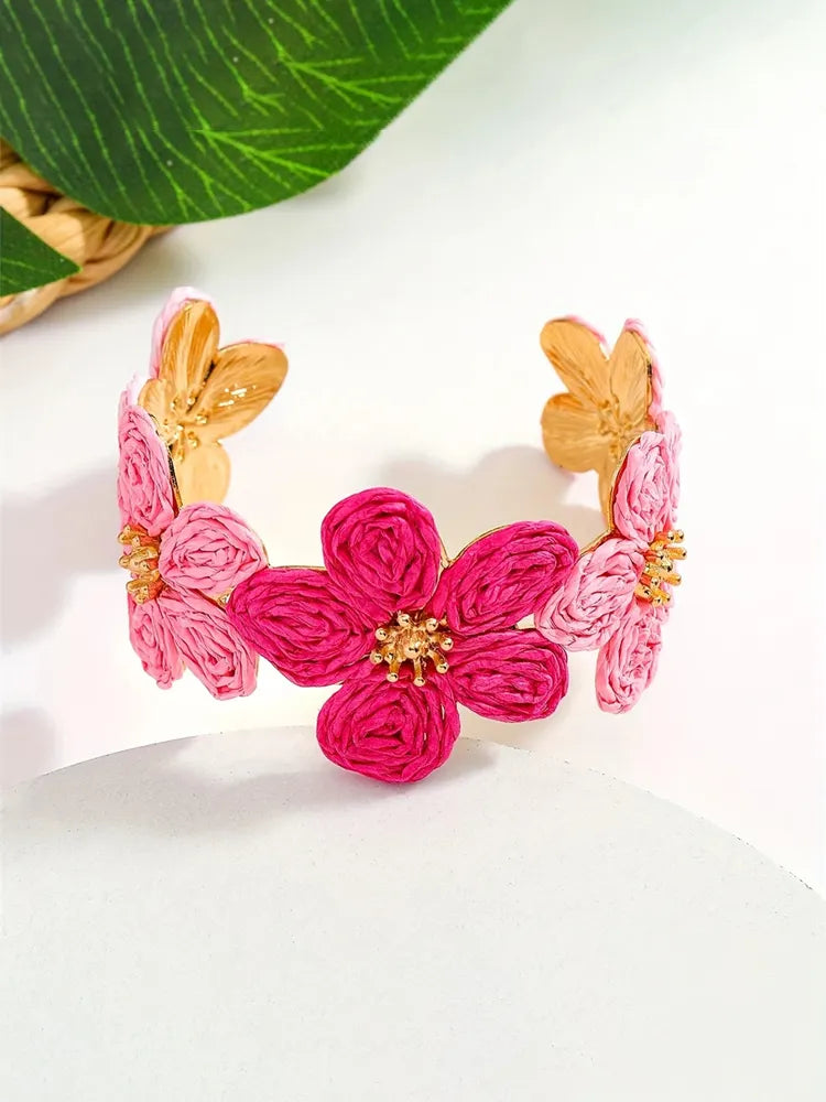 Beautiful Bracelet with Unique Style