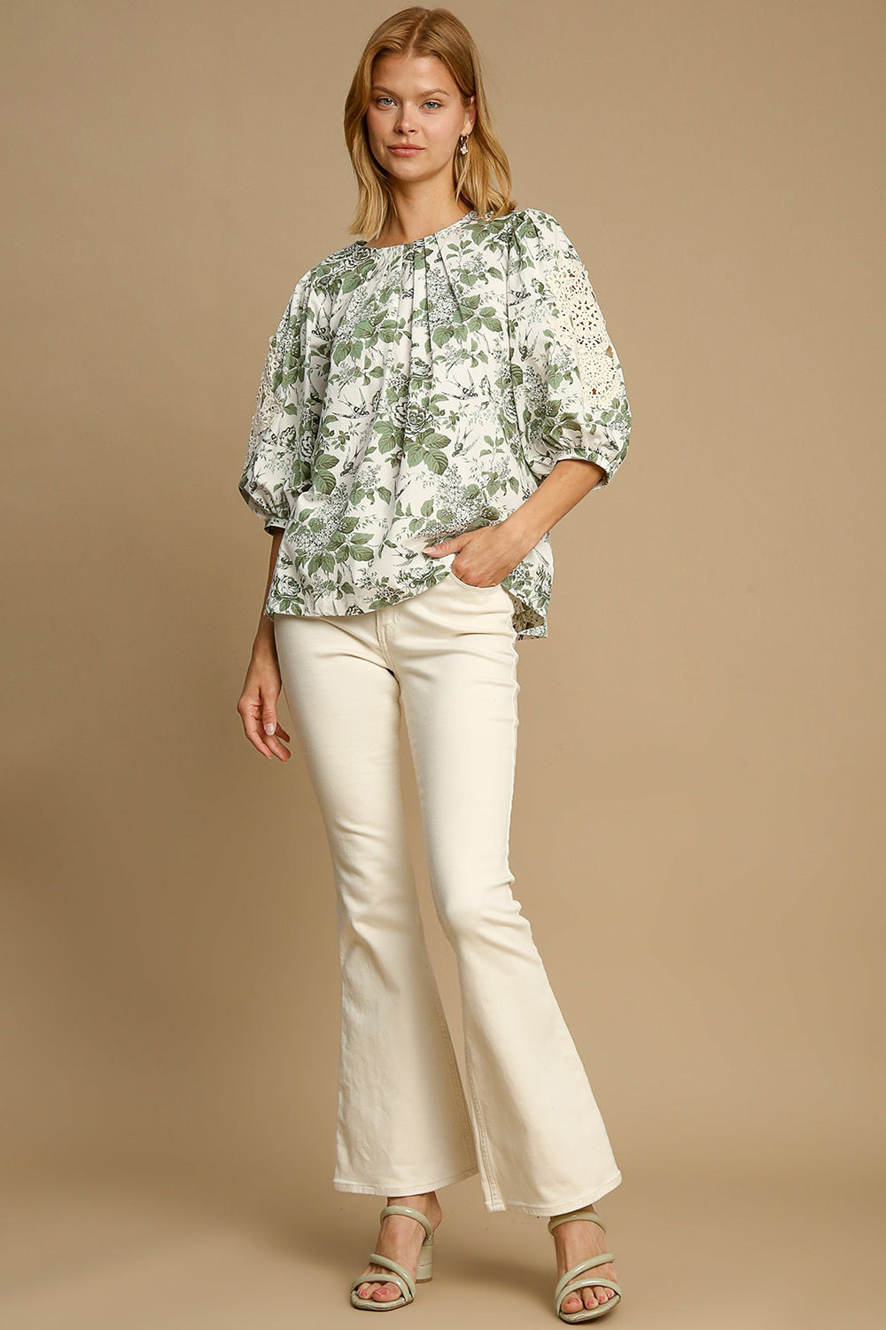 Beautifully Finished Blouse in a Timeless Design