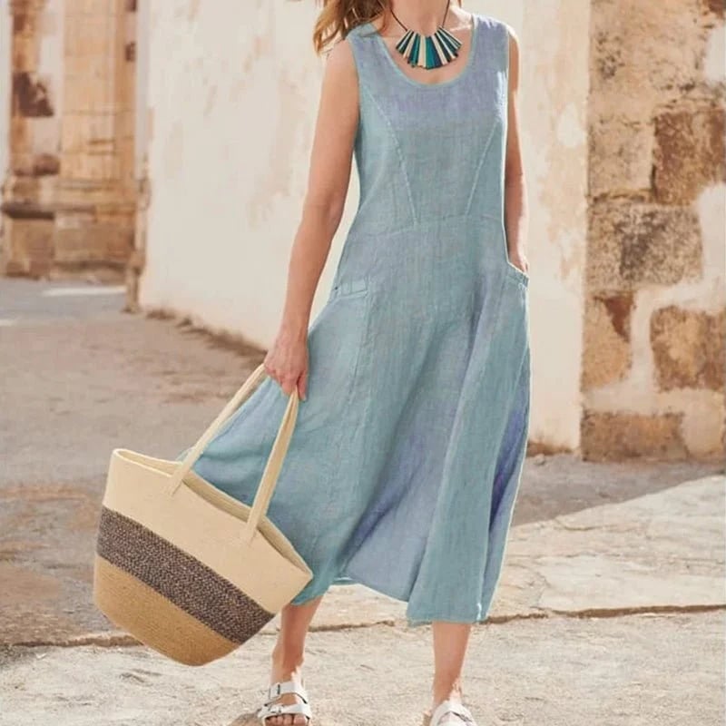 Sophisticated Dress with a Clean Classic Look