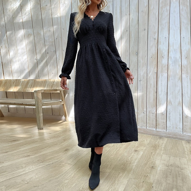 Beautifully Crafted Dress in a Classic Style