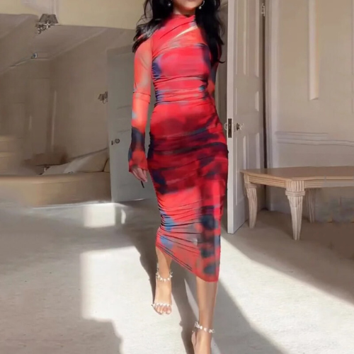 Gracefully Styled Dress for Any Occasion