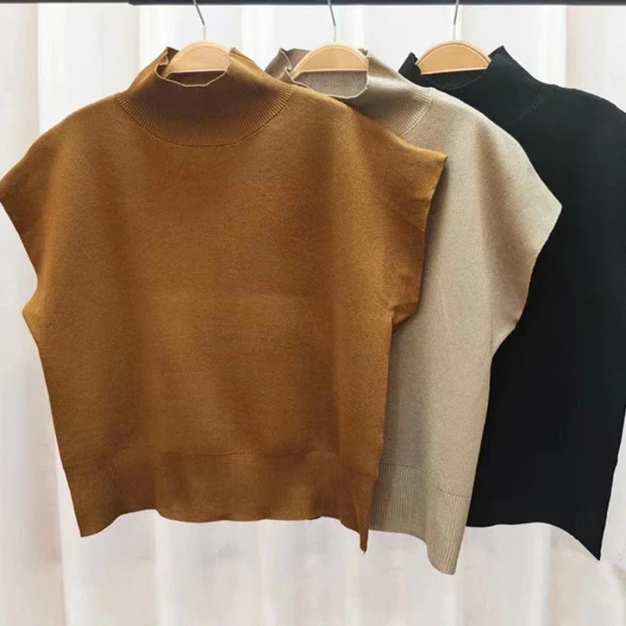 Well Tailored T-Shirt with a Graceful Silhouette