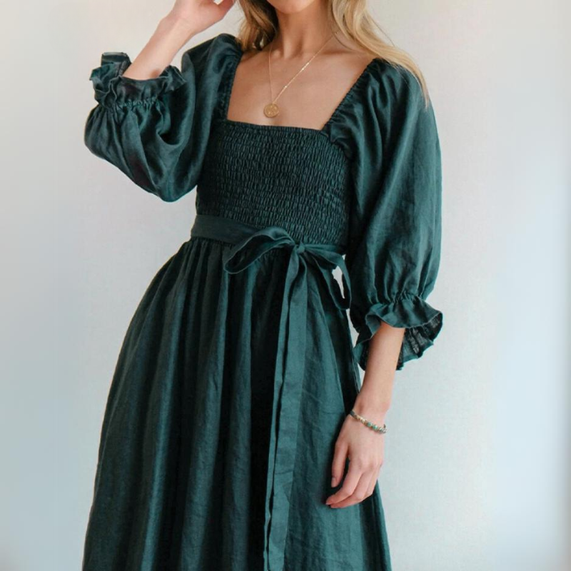 Beautifully Crafted Dress in a Classic Style