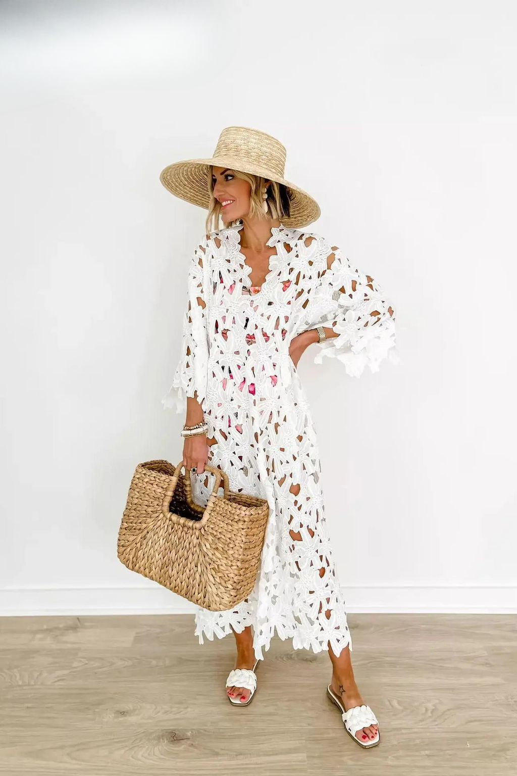 Well Tailored Dress with a Graceful Silhouette