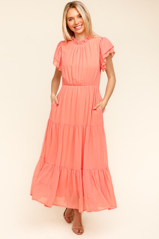 Well Tailored Dress with a Graceful Silhouette