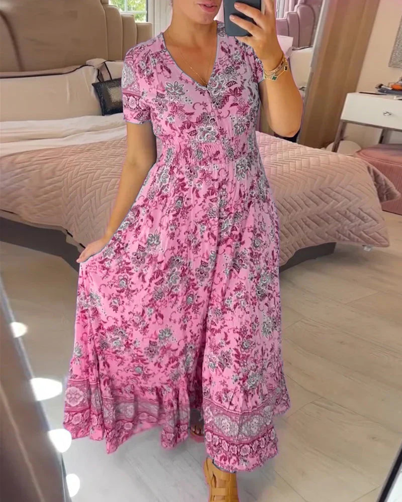 Effortlessly Elegant Dress with a Timeless Design