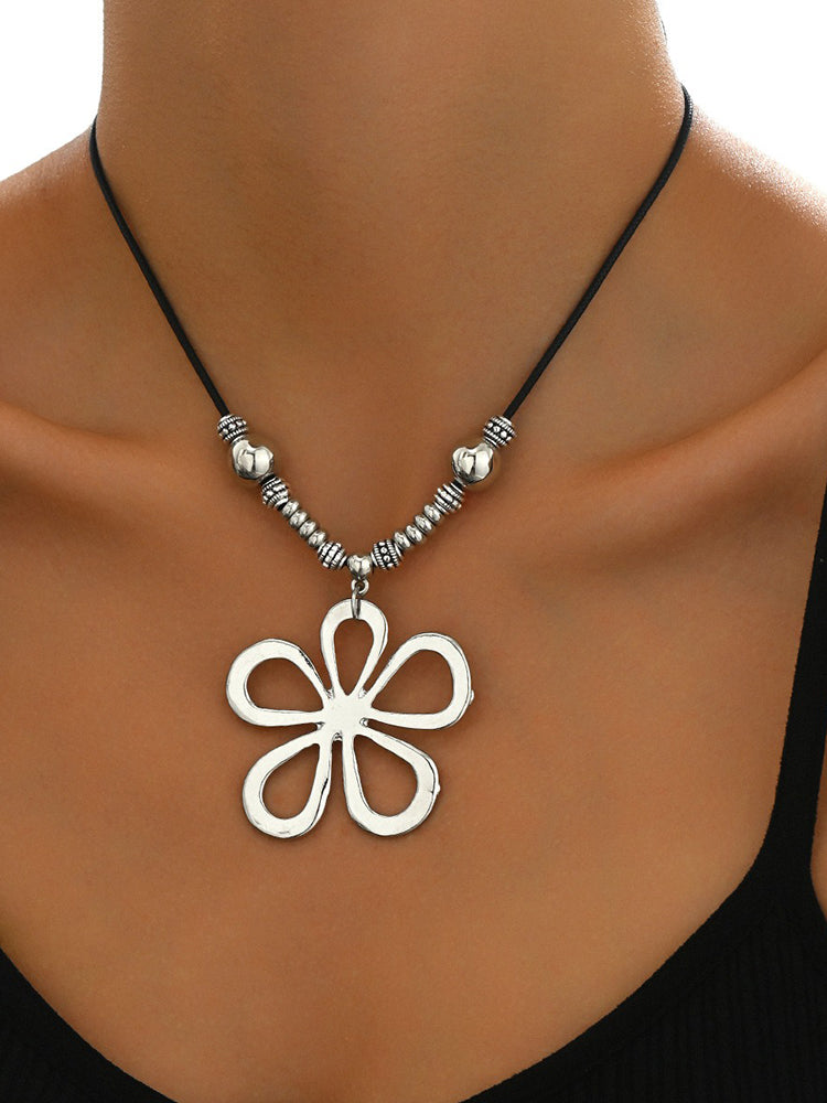 Classic Necklace with Timeless Appeal