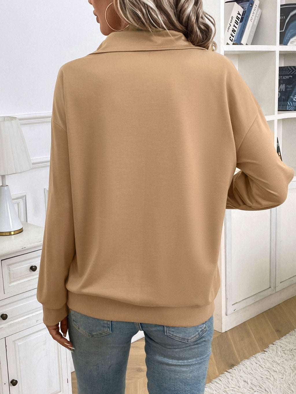 Effortlessly Elegant Shirt with a Timeless Design