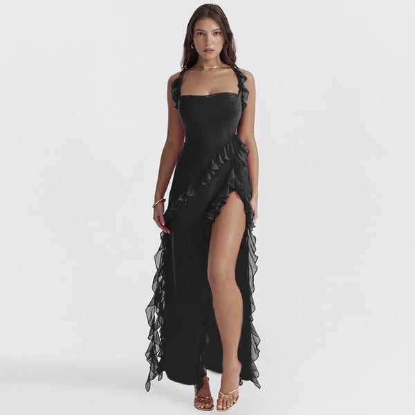 Gracefully Styled Dress for Any Occasion