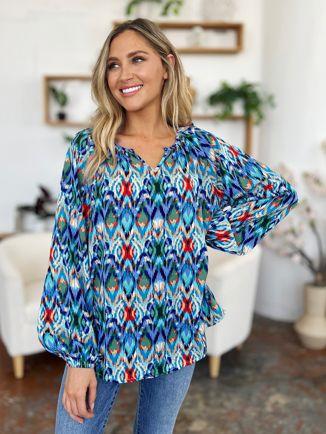 Polished Blouse with an Effortless Classic Look