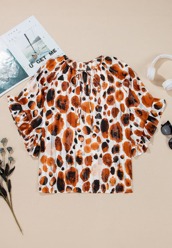 Sophisticated Blouse with a Clean Classic Look