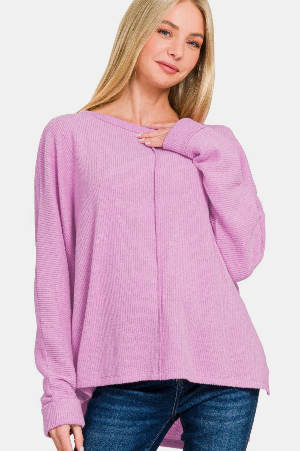 Well Tailored T-Shirt with a Graceful Silhouette