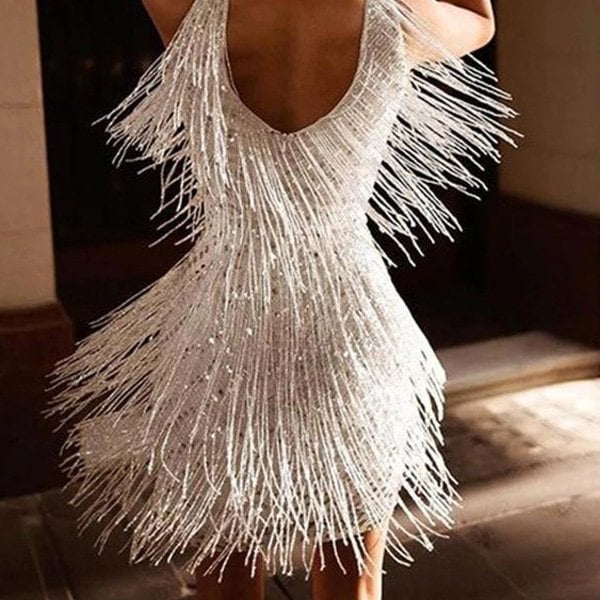Gracefully Styled Dress for Any Occasion
